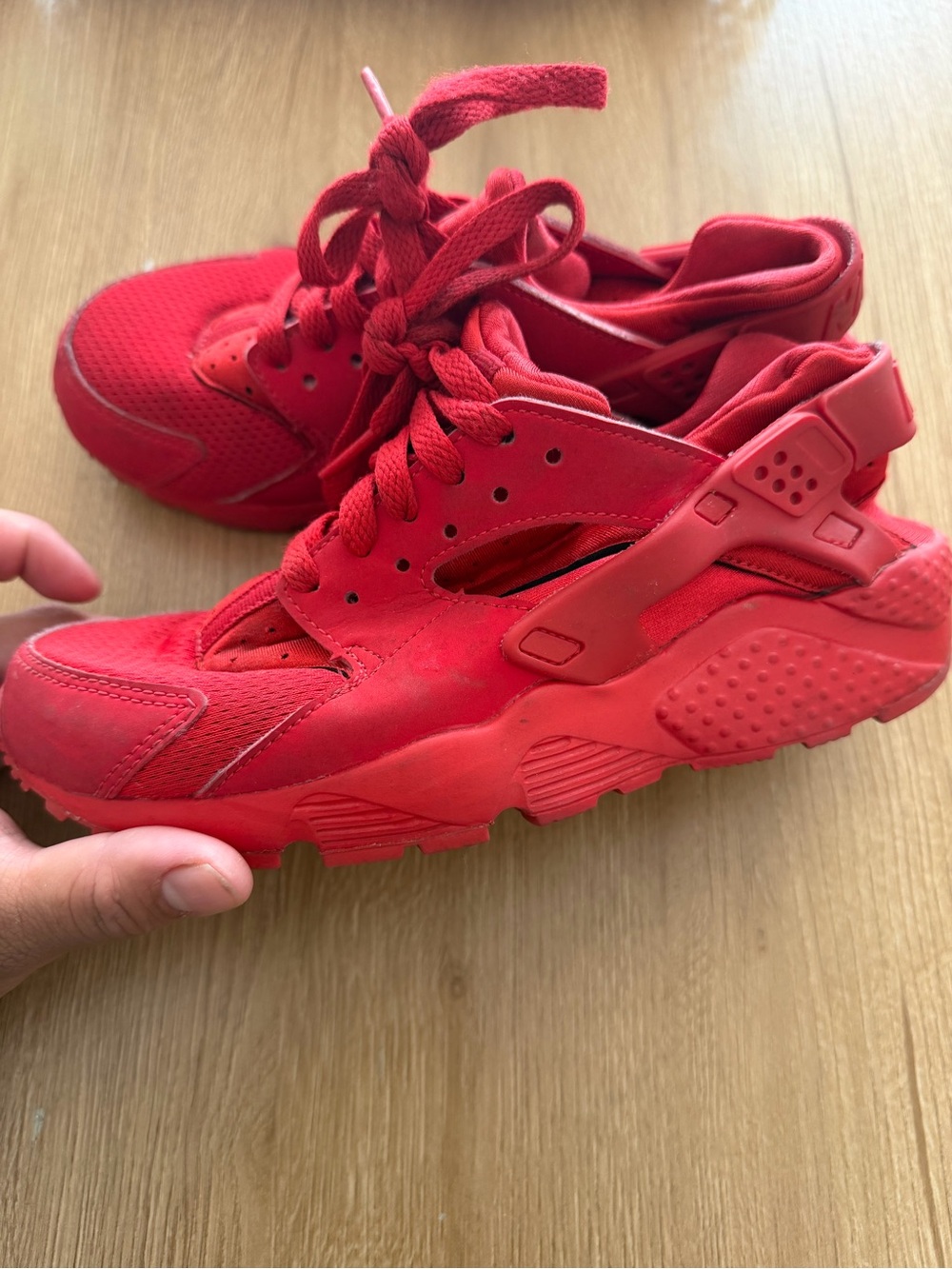 NIKE AIR HUARACHE SNEAKERS